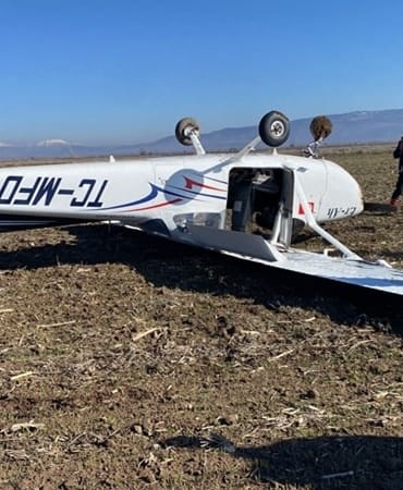 131808146-dnzli-cal1