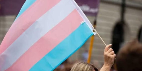 Trump, 19 yaş altındakilere verilen cinsiyet değişimi desteğini de kesti