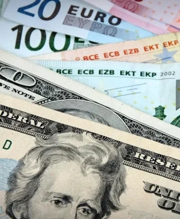 dolar-ve-euro-gune-nasil-basladi-iste-ilk-rakamlar-gima