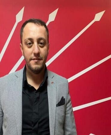 CHP Isparta merkez ilçe başkanı görevden aldı