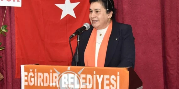 Isparta Ak Parti Kadın Kolları Başkanı- Dilek YILDIRIM