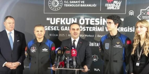 Ufkun Ötesinde belgeselinin galası yapıldı