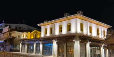 Tarihi Üzüm Çarşısı