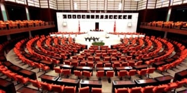 MECLIS-YARIN-ACILIYOR-1713173637