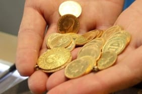 Trump'ın tehditleri altının ateşini yükseltti! Gram altında rekor