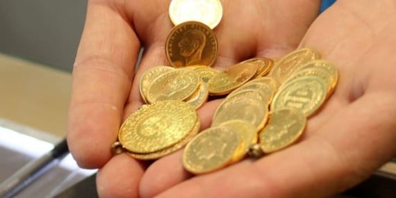 Trump'ın tehditleri altının ateşini yükseltti! Gram altında rekor