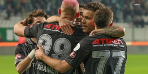 Konyaspor 3 attı, 3 aldı