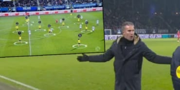 Hollanda'daki skandal maç Robin van Persie'yi çıldırttı! 12 kişi oynadılar