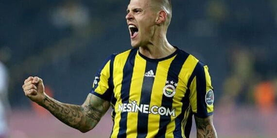 Eski Fenerbahçeli yıldızdan derbi paylaşımı