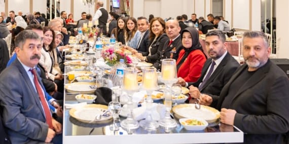 Afyonkarahisar belediye Başkanı Burcu Köksal