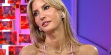 Kahvaltısı şaşırtmıştı! Çağla Şıkel’in bu kez de akşam yemeği gündem oldu