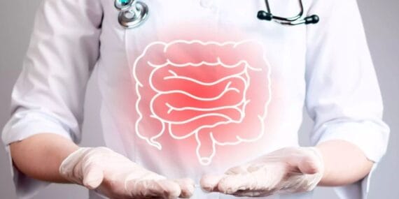 Bu belirtileri umursamadı! Kanser olduğunu öğrenince hayatının şokunu yaşadı