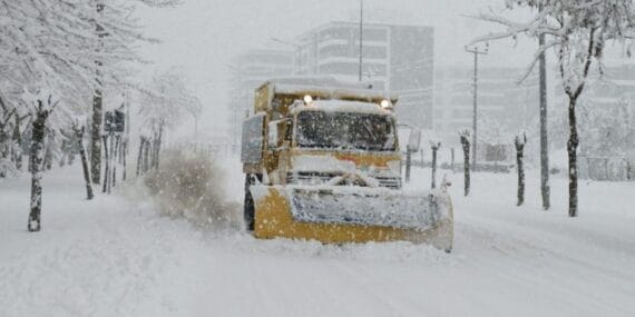 Isparta’ya mart ayında kar yağdı