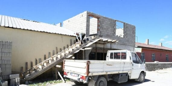 Başkan Başdeğirmen’in desteğiyle Senirce köyüne Kur’an Kursu inşa ediliyor