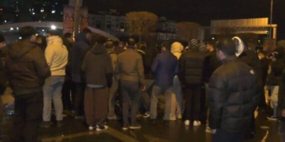 Polis müdahalesi sonrası ODTÜ öğrencinleri CHP Genel Merkezi'ne sığındı