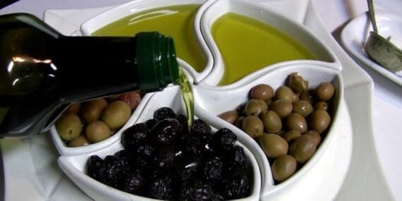 İşte zeytinyağını doğru saklamanın yolları