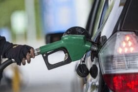 Akaryakıtta tabela yine değişti! Benzine indirim