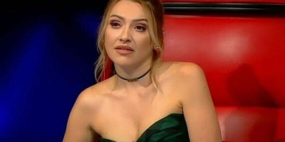 Hadise: Son günlerde yaşanan olayları büyük bir üzüntüyle takip ediyorum