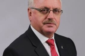 Senirkent’te don olayı: Heybeli’den çiftçilere destek sözü