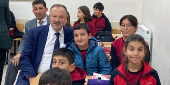 Recep Özel’den 23 Nisan mesajı