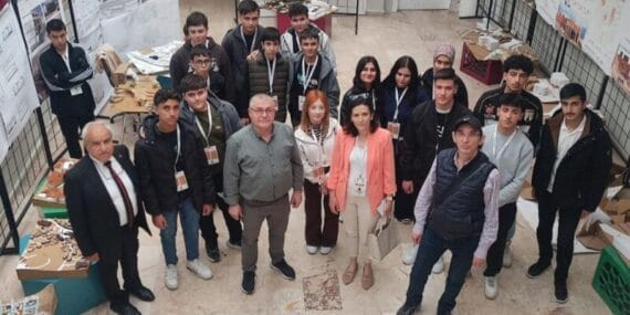 Isparta teknoloji bölümü öğrencileri inşaat zirvesinde