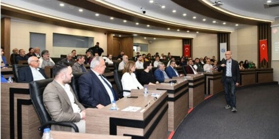 Isparta iş dünyası markalaşmanın gücünü konuştu