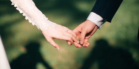 Yeni evlenecekler dikkat! Bakan Göktaş duyurdu: Beyaz eşya ve mobilya sektöründe indirim hazırlığı