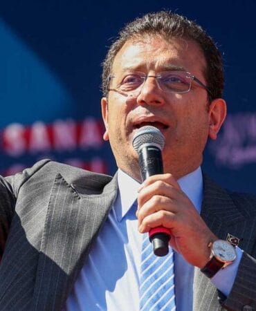 İmamoğlu: Bursa’nın sesi Türkiye’ye umut olur