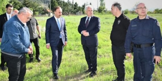 Vali Erin Gül çiftçilerle bir araya geldi