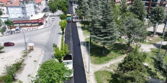 Isparta Gölcük Caddesi asfaltlanıyor