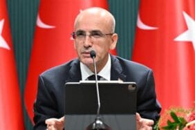 Mehmet Şimşek: Enflasyonun, Merkez Bankamızın hedef tahmini aralığında kalma ihtimalini yüksek görüyoruz
