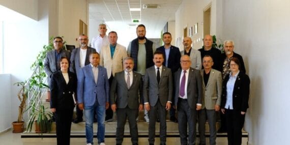 CHP Isparta'dan Borsa'ya ziyaret