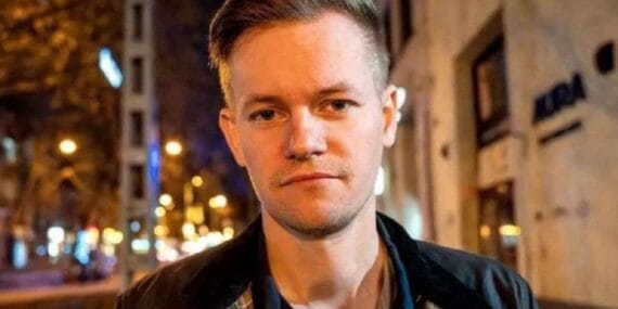 İsveçli gazeteciye 'cumhurbaşkanına hakaret' suçundan hapis cezası