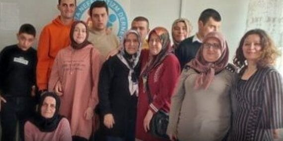 Gönüllü olarak başladı, dernek kurup, farkındalık yarattı