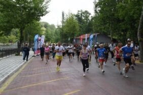 Gül için koştular, pedal çevirdiler