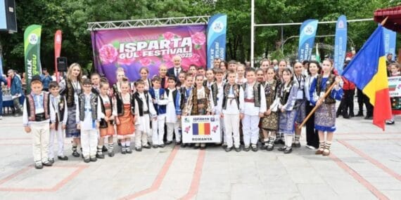 Isparta Gül Festivali sporla taçlandı