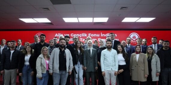 7 bin genç, indirim kampanyasından yararlandı