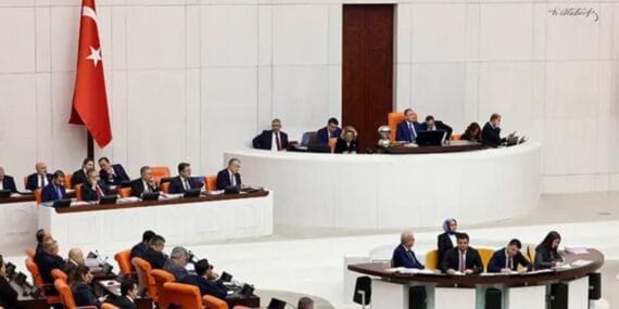 TBMM Genel Kurulunda bazı kanunlarda değişiklik öngören teklifin ilk 6 maddesi kabul edildi