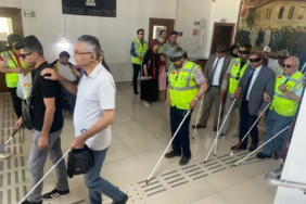 Isparta’da Görme Engelliler İçin Farkındalık Yürüyüşü Gerçekleştirildi