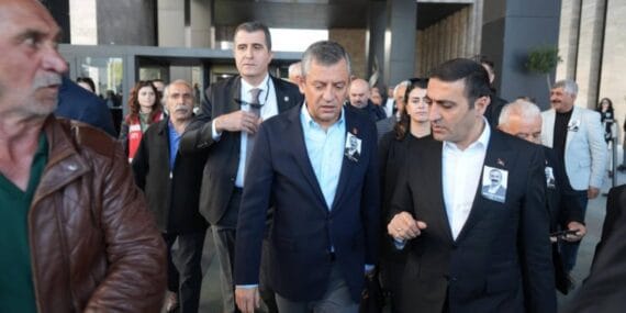 Yumruk atan saldırgana ödül gibi ceza istendi