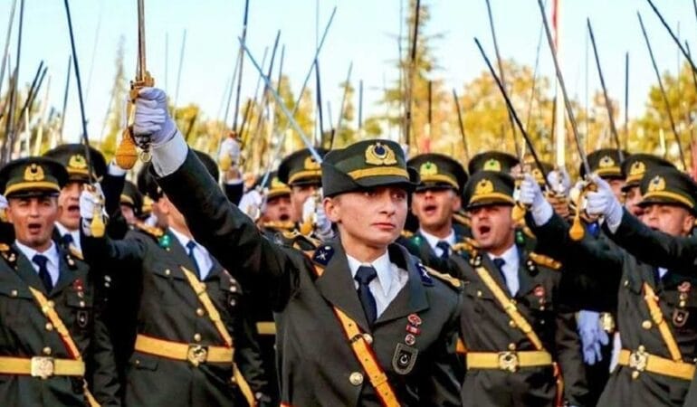 Teğmenlere sahip çıkan Cumhuriyet Savcısı'na sürgün!