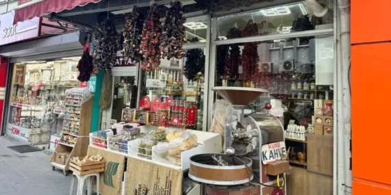 Doğal Ürünlere Talep Patlaması: Aktarlar Yeniden Gündemde