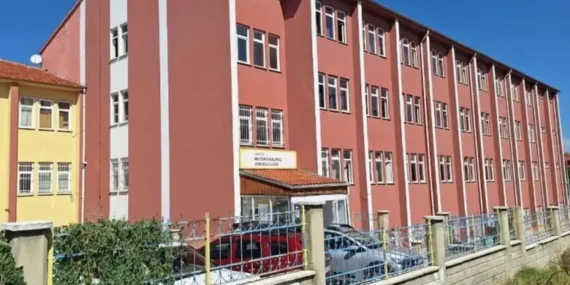 Isparta Okullarında Güçlendirme Çalışmaları Nedeniyle Taşıma Kararı