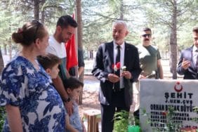 Isparta: Zafer Bayramı'nda Şehitler Anıldı, Gaziler Onurlandırıldı