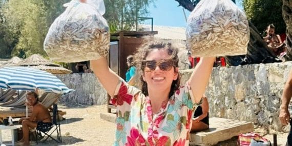 Ünlü Orkestra Şefi Datça Plajını 5000 İzmaritten Arındırdı