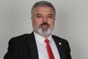 Isparta İlkokulu Taşınması: CHP'den AK Parti'ye Sert Eleştiri