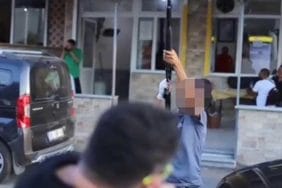 Çorlu'da Sokak Röportajında Pompalı Tüfekle Havaya Ateş Eden Çocuk Tutuklandı