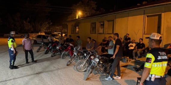 Jandarma, Yaz Aylarında Trafik Güvenliği Eğitimlerini Yoğunlaştırdı