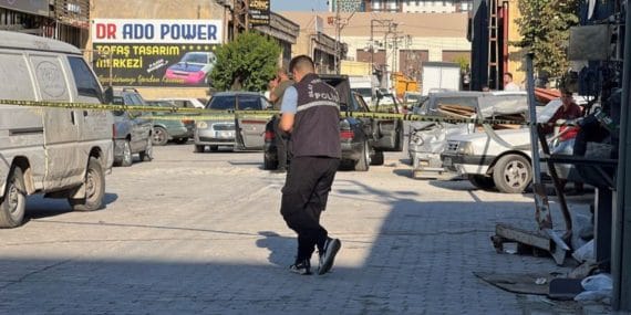 Konya'da Araç Tamir Tartışması Bıçaklı Kavgaya Dönüştü: 1 Kişi Parmağını Kaybetti