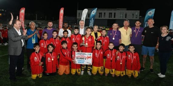 Isparta'da Minik Sporcular Büyük Başarı Gösterdi